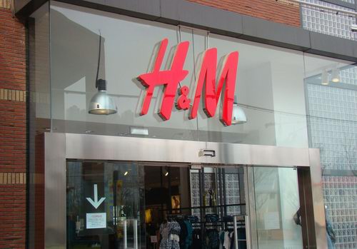 H&M发光字